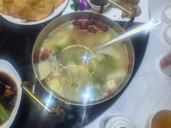 -鼎记酒楼(雁南一路店)