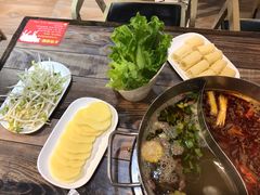 -牛缘村·贵州黄牛肉火锅(西善桥店)