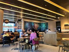 大堂-星巴克臻选(上海合生汇1F店)