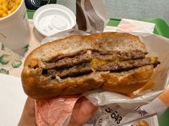 -麦当劳(中山公园龙之梦店)