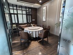 -郑庄脂渣海鲜楼(九水路店)