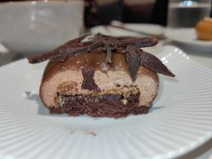 -潮一不贰·法式甜品·生日蛋糕·西式简餐(外滩店)