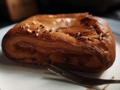 -VERIE BAKEHOUSE