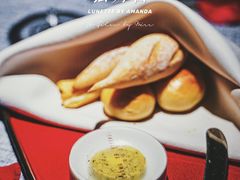 -弦月窗LUNETTE BY AMANDA(复兴路店)