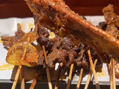 -威记烧嘢·南宁烧烤·超级生牛(绿地店)