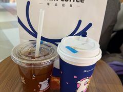 -瑞幸咖啡(临海市银泰城店)