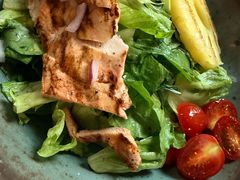 烤鸡胸肉凤梨沙拉-悠航SLOWBOAT(三里屯店)