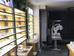 -优医视平价眼镜超市蔡司依视路折扣(小马厂店)