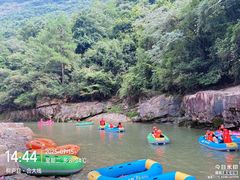 -雅鲁激流探险漂流