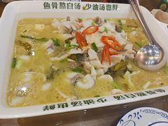 酸菜鱼-周正水煮活鱼·吊水鱼(万科店)