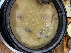 -菌之家·专业纯野生菌火锅·特色炒菌