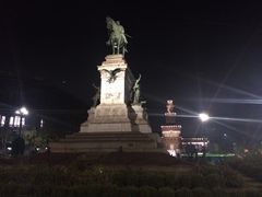 -斯福尔扎古堡