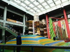 -蒙特利亲子乐园