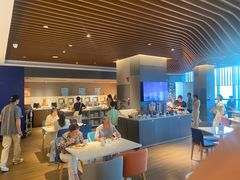 -珠海拱北口岸智选假日酒店