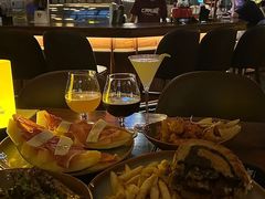 -泥糊破店小酒馆·团建聚餐(南京西路店)