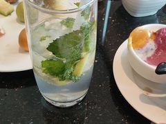 -东方红海鲜百汇(国际大厦店)