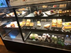 面包甜点陈列柜-星巴克(温州龙湾万达店)