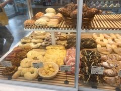 -焙丽拾光(麦凯乐直营店)