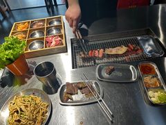 -马路牙子烧烤音乐酒馆(望京店)