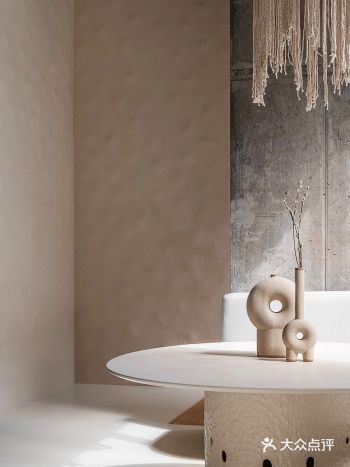 甜品店设计｜黏土 木材 金属 混凝土