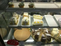 -云朵上的鱼(莘庄店)