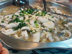 酸菜乌鱼-何哥鲜鱼餐厅(龙湖花园店)