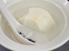 杏仁豆腐-海碗居老北京炸酱面(增光路店)