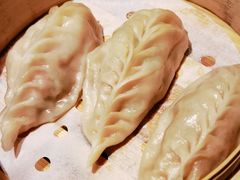 龙虾仁丝瓜秋叶包-南京大牌档(崇文门国瑞店)