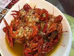 -扒虾小妹儿麻辣海鲜(宏图街店)