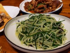 沙葱拌土豆丝-蒙艾里民族传统菜蒙餐