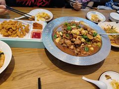 -俭寨大盘鸡·手抓肉·烧烤新疆菜(乌苏路店)