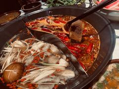 -贰回巷火锅馆(钟楼店)