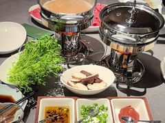-鼎鼎香·港式火锅(北京SKP店)