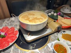 -禄婶鸡煲·打边炉
