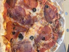 -城市大道红炉披萨烘焙坊