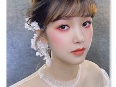 -金夫人化妆摄影职业培训学校