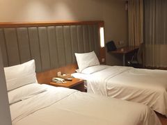 -全季酒店(广州越秀公园店)