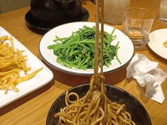 -莲餐厅·湖北菜·潜江小龙虾店(愚园路店)