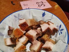 脆口烧肉-园林美食城·本土农家菜(杨和镇店)