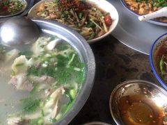 -胡记牛肉汤锅(光辉路总店)