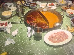 -瑞虹新天地月亮湾