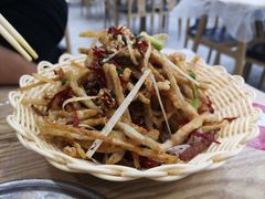 -江城燕子大排档(江汉路步行街店)