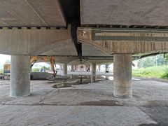 -灞河西岸滨河公园