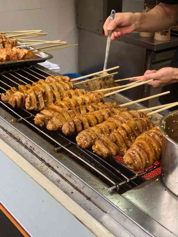 户部巷烤面筋(衣裳街店)-"买了很多次了,特别解馋.就在衣裳街,一走.