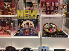 -泡泡玛特POPMART(蓝色港湾店)