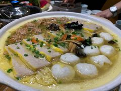 -黄泥岗·地道湖北菜(奥特莱斯店)