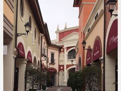 -佛罗伦萨小镇广佛名品奥特莱斯(疏港路店)