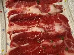 -山川小町·极番烧肉(新地假日广场店)