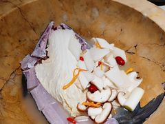 -云荷里·蒸汽石锅鱼·云南菜(中发百旺店)