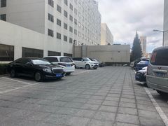 -国贸写字楼-1座地下停车场